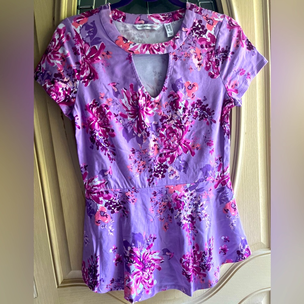Isaac Mizrahi floral peplum top lilac/lavender XXS.